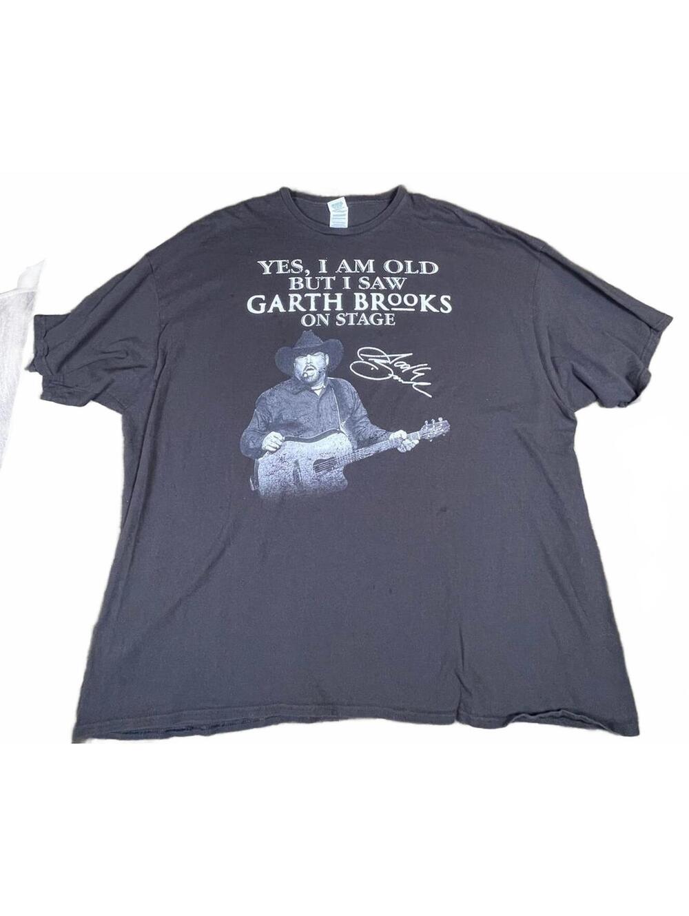 Vintage Late 90s Early 2000s Garth Brooks Graphic T-Shirt Size 5XL